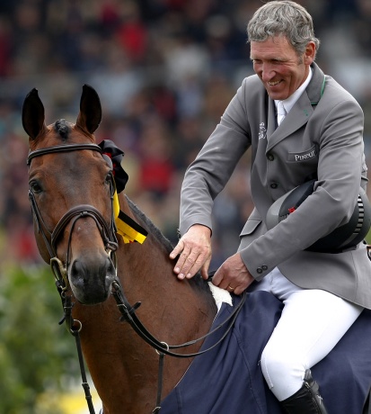 stallone Chaman da Baloubet du Rouet di Ludger Beerbaum salto ostacoli Equine Evolution stalloni tedeschi